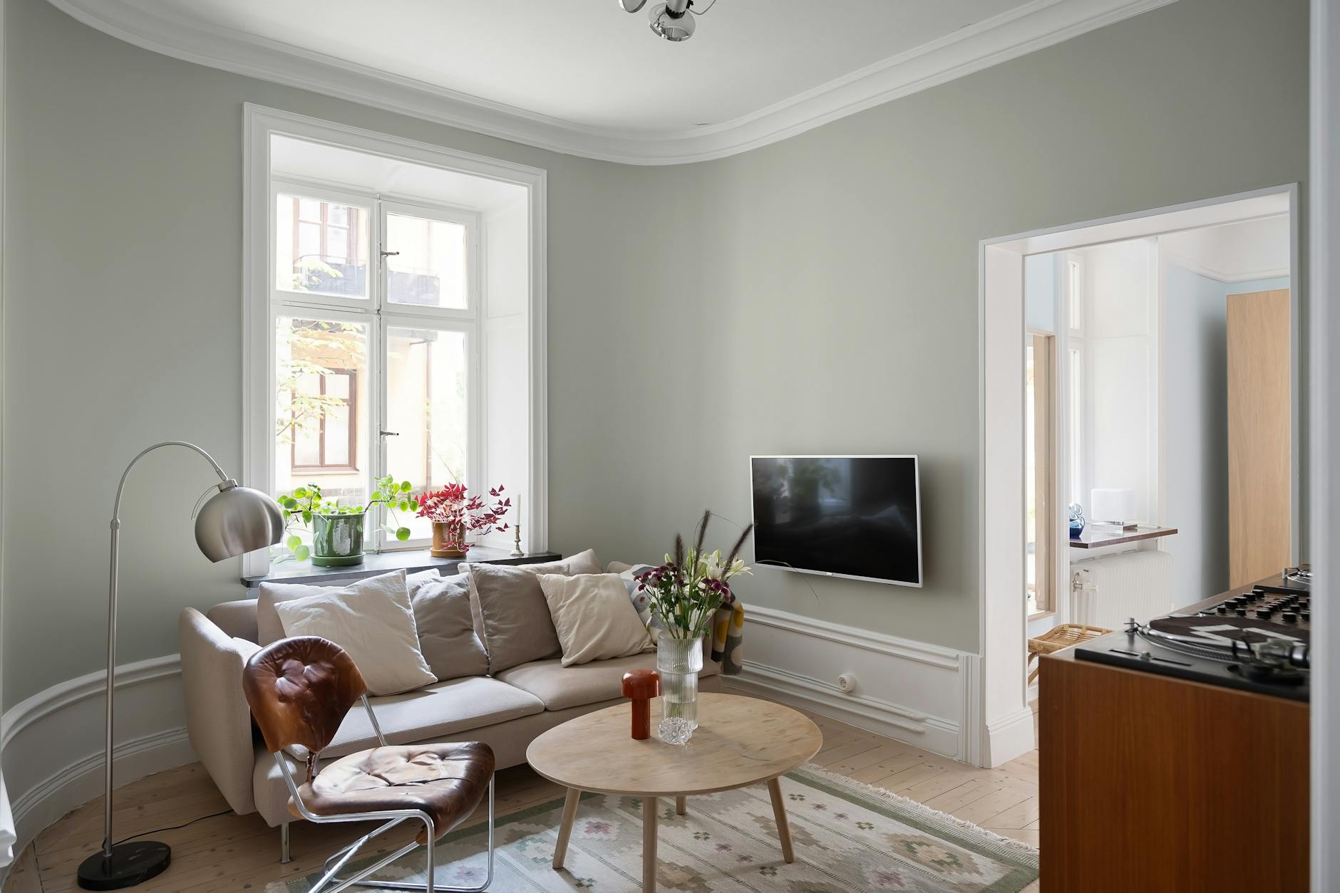 cozy interior design, scandinavian living room