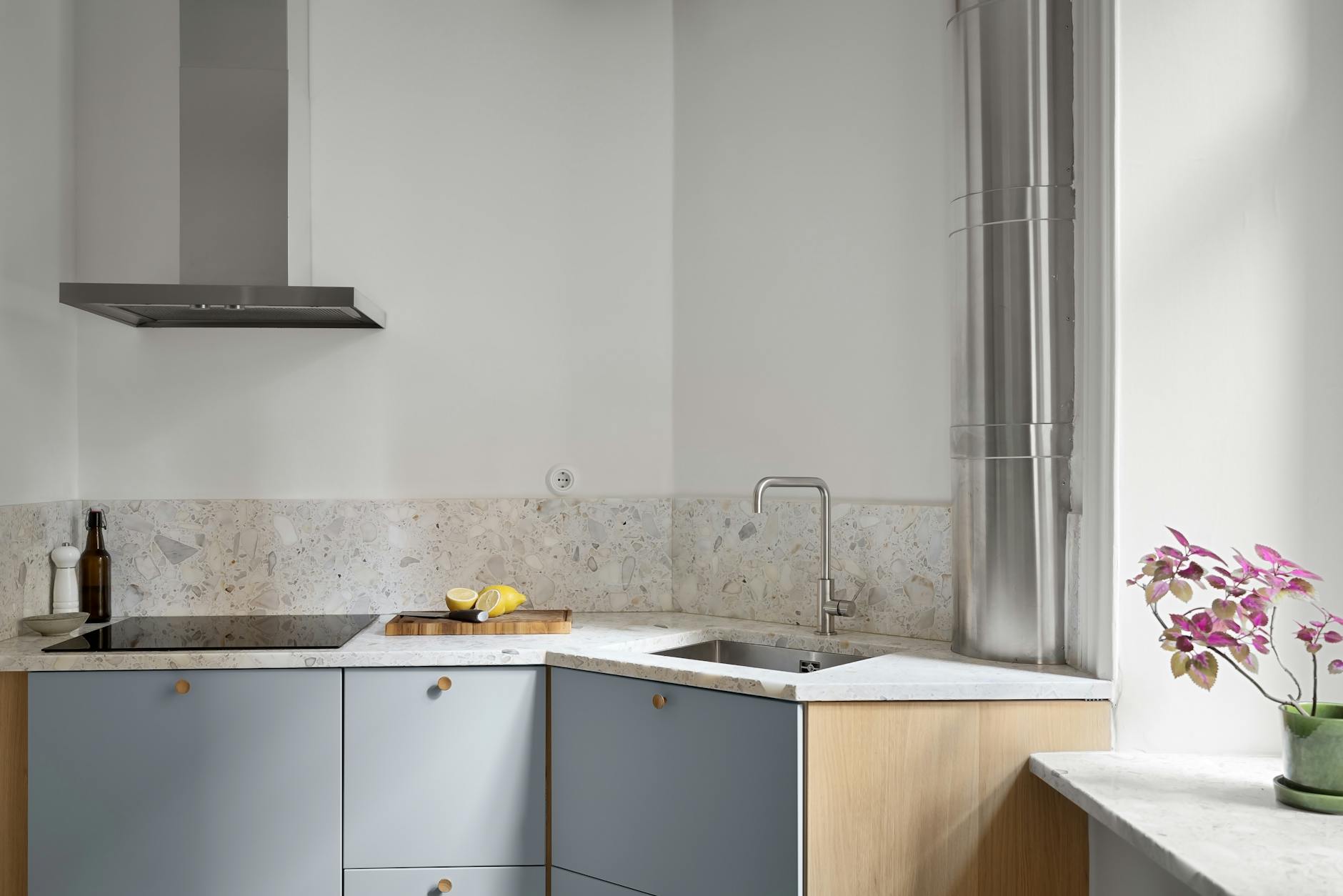 scandinavian style small kitchen