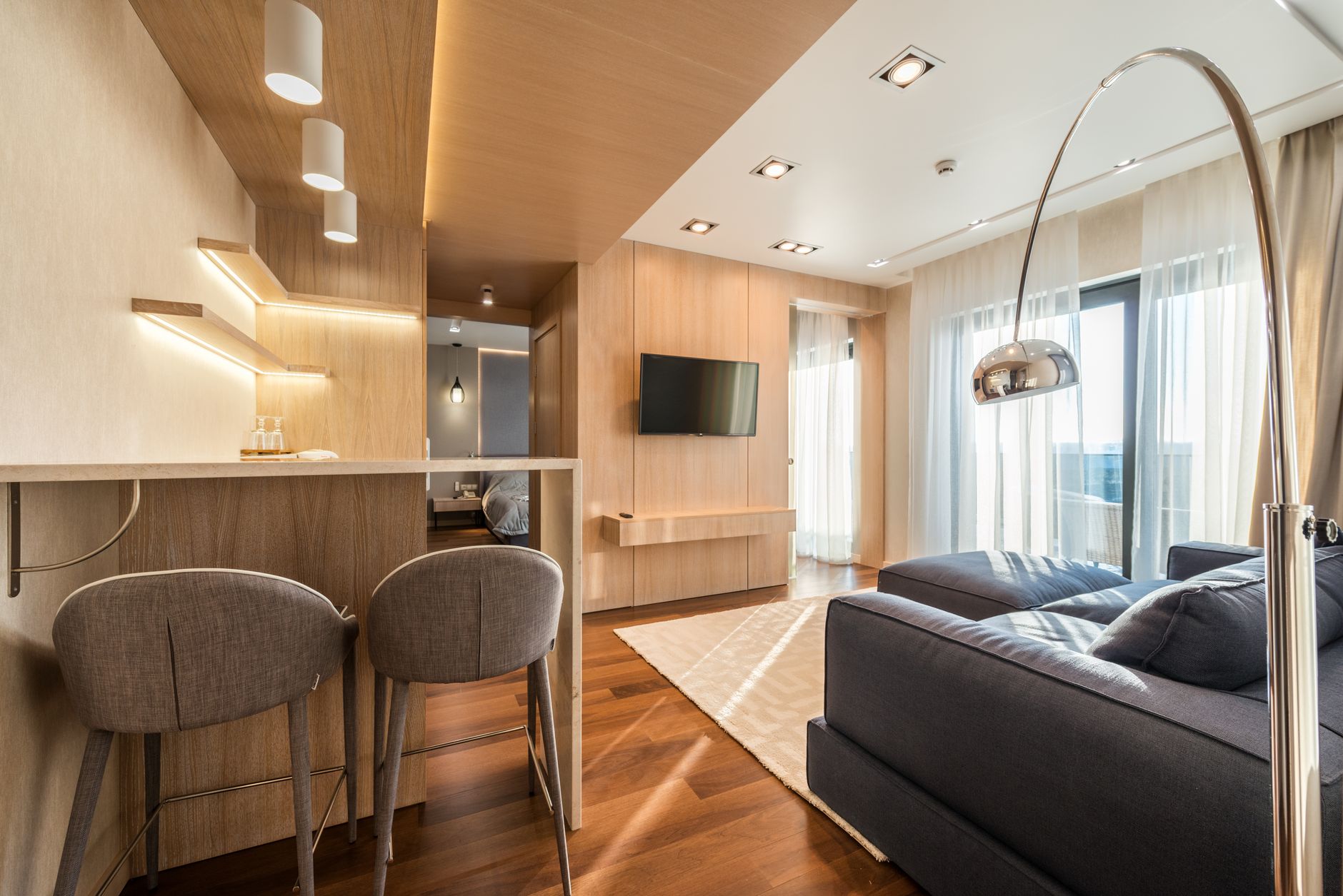 modern living room lighting, warm light